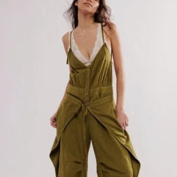 ISO Free People Palmer Jumpsuit sz L or XL - Picture 1 of 3